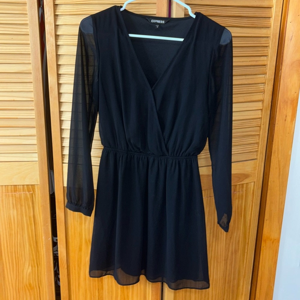 Black long sleeve dress
